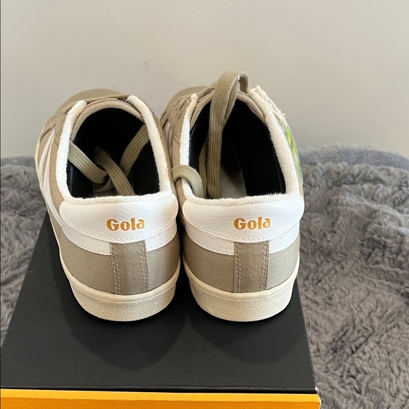 Gola Beige Canvas Sneakers with White Stripes - Picture 6 of 10